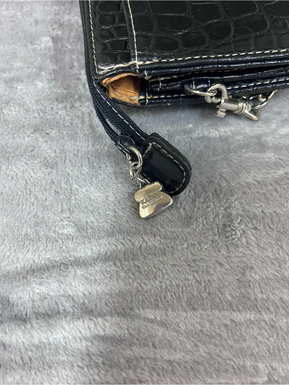 Guess sleek black